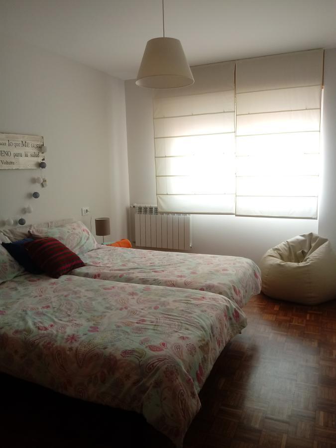 Apartamento Mento Apartment ซานติอาโก เด กอมโปสเตลา ภายนอก รูปภาพ